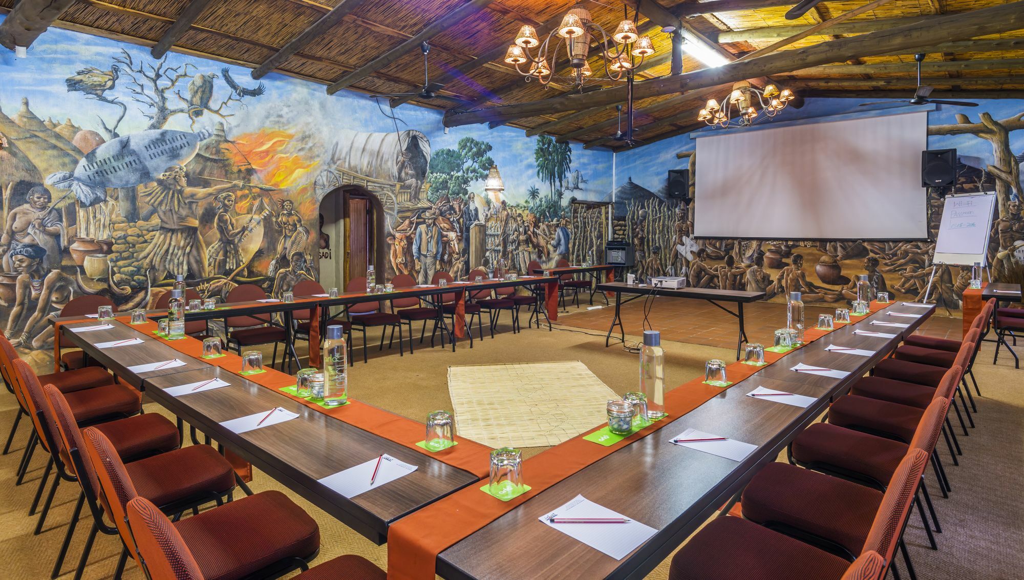 Aha Lesedi African Lodge & Cultural Village Broederstroom Екстер'єр фото