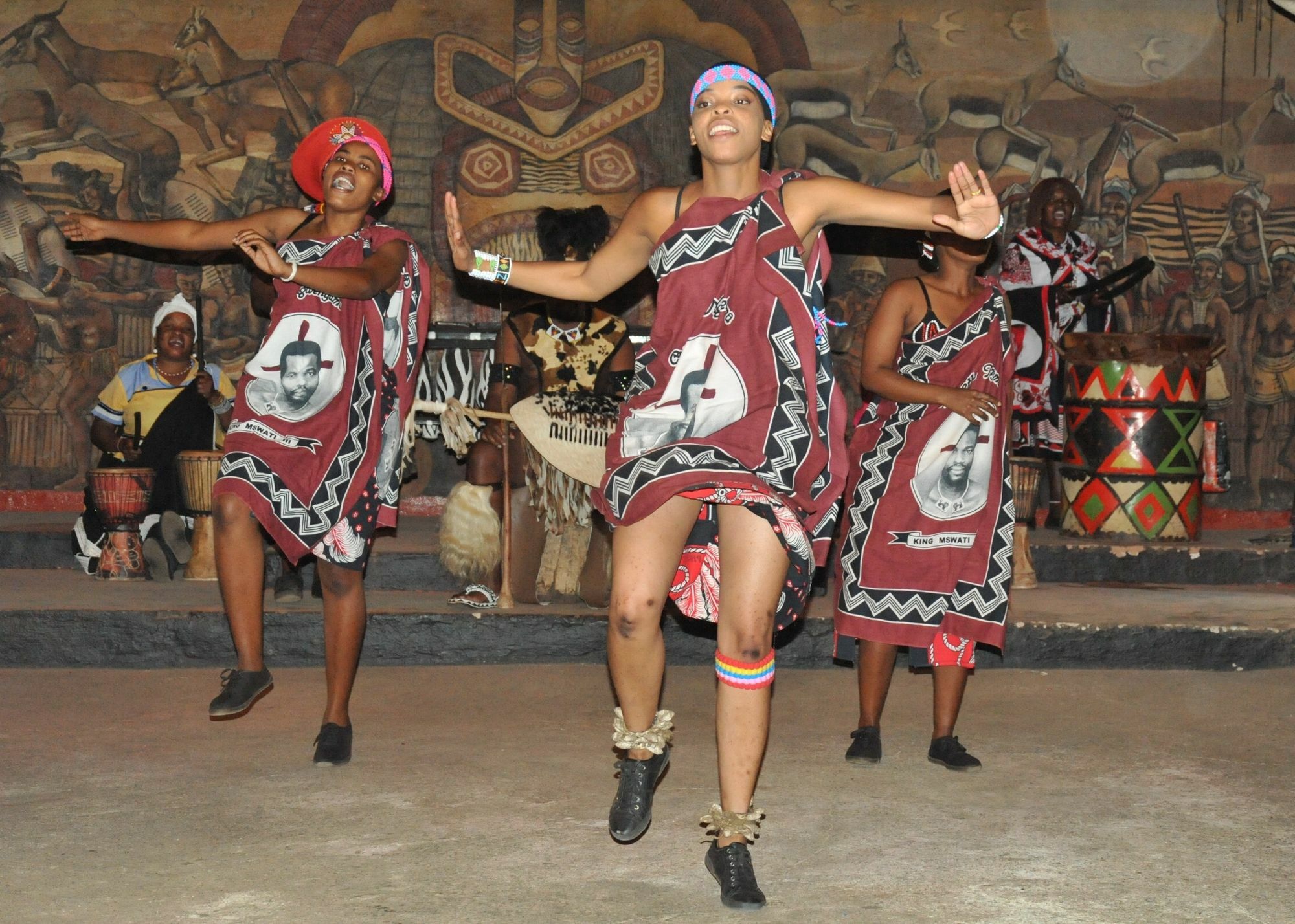 Aha Lesedi African Lodge & Cultural Village Broederstroom Екстер'єр фото
