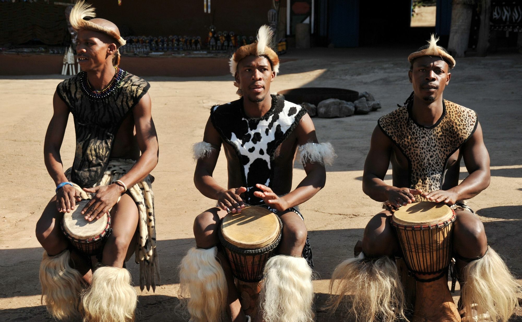 Aha Lesedi African Lodge & Cultural Village Broederstroom Екстер'єр фото